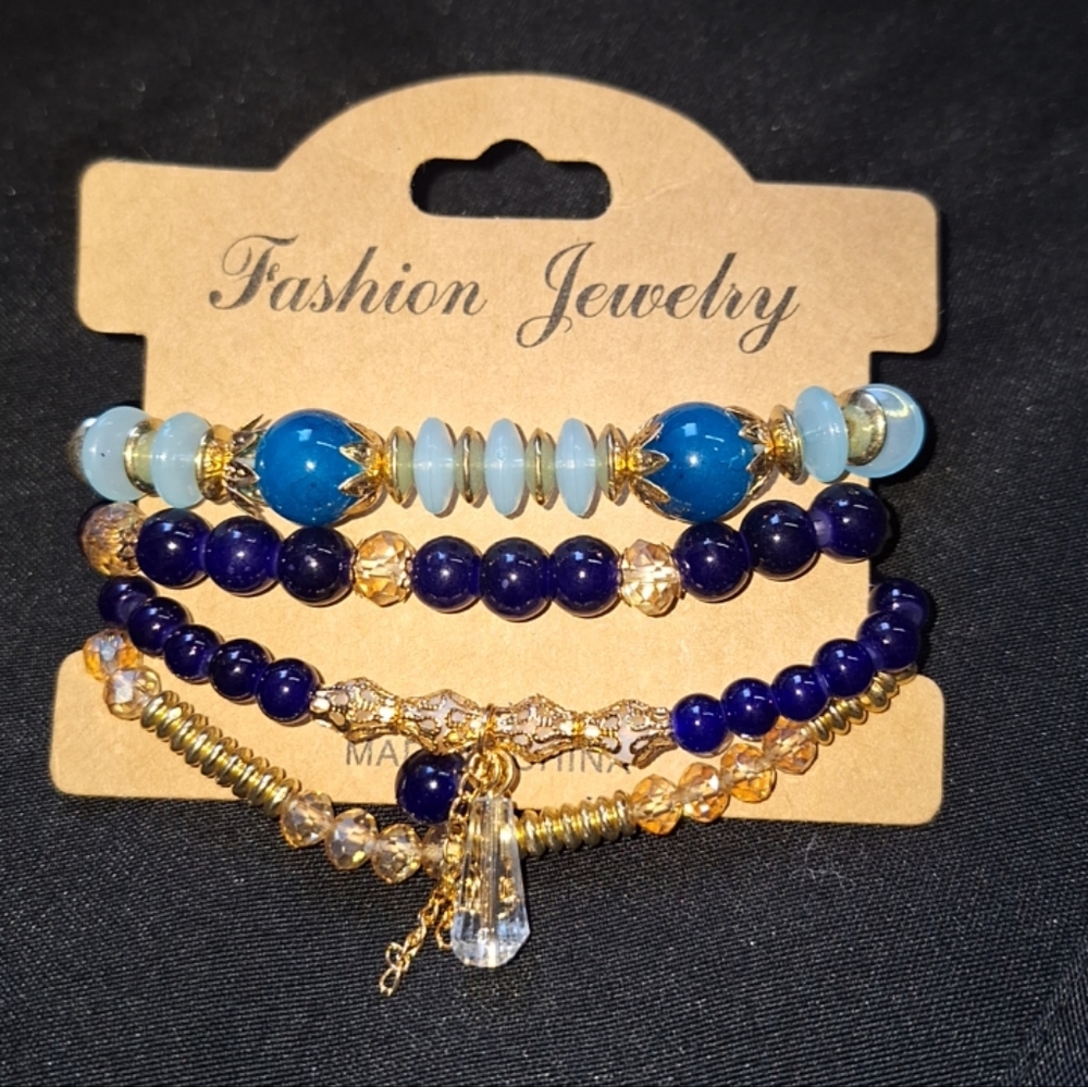 Set de 4 pulseras (New)